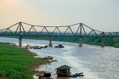 Hà Nội xây thêm cầu mới để làm gì?